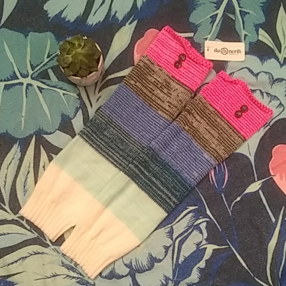 NWT du north Multi Colored Leg Warmers